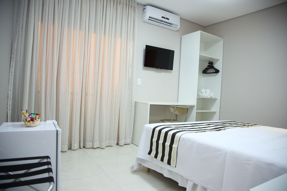 Ventura Hotel 13/40