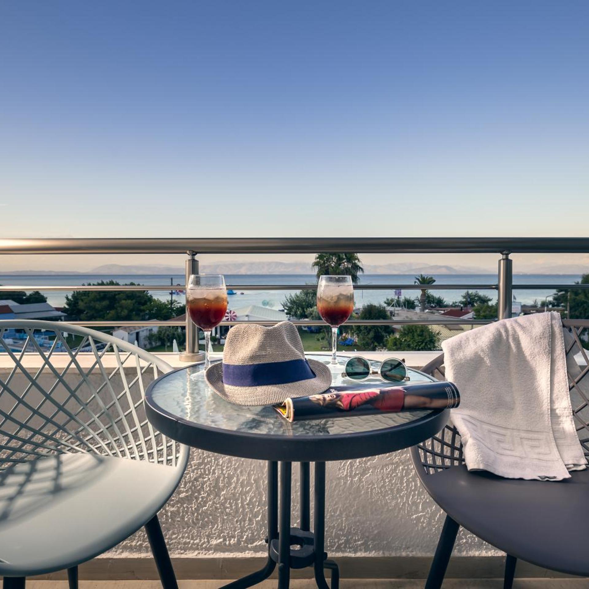 Albatros Hotel 35/54