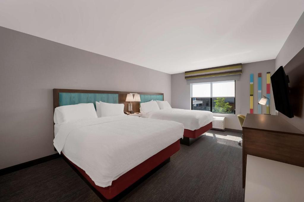 A Victory Hotel and Suites 47/60