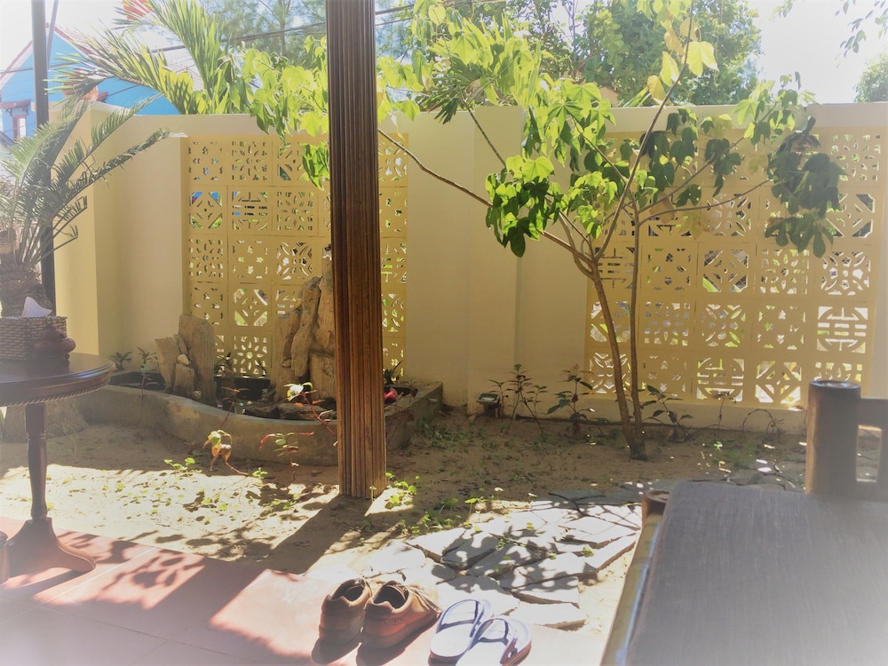 Red Flower Cottages Homestay 37/72