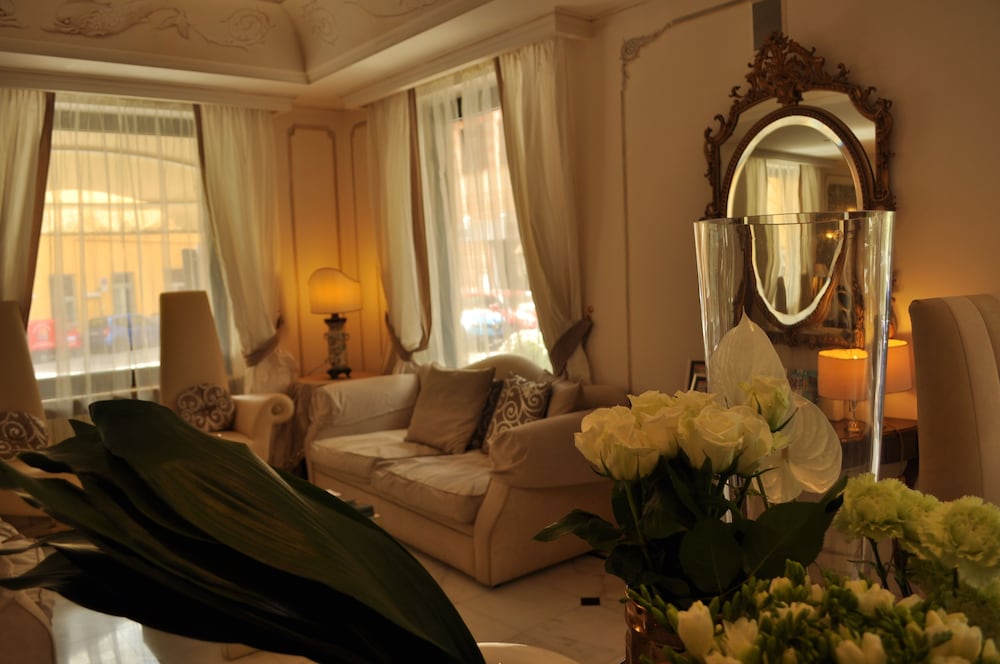 Hotel Jolanda 29/50