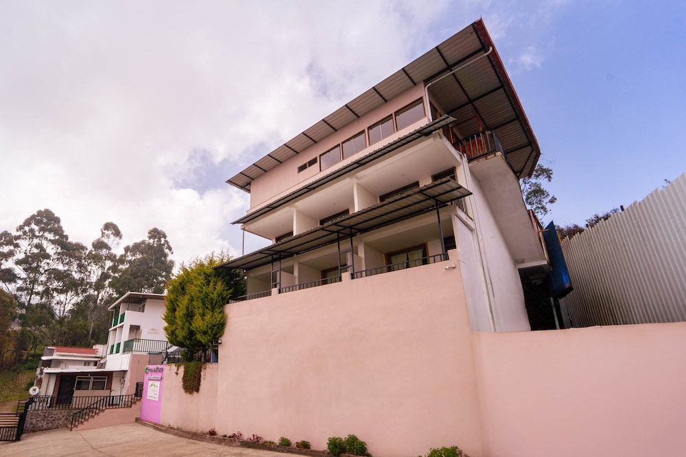 FabHotel Tranquil Heights Kodaikanal 1/40