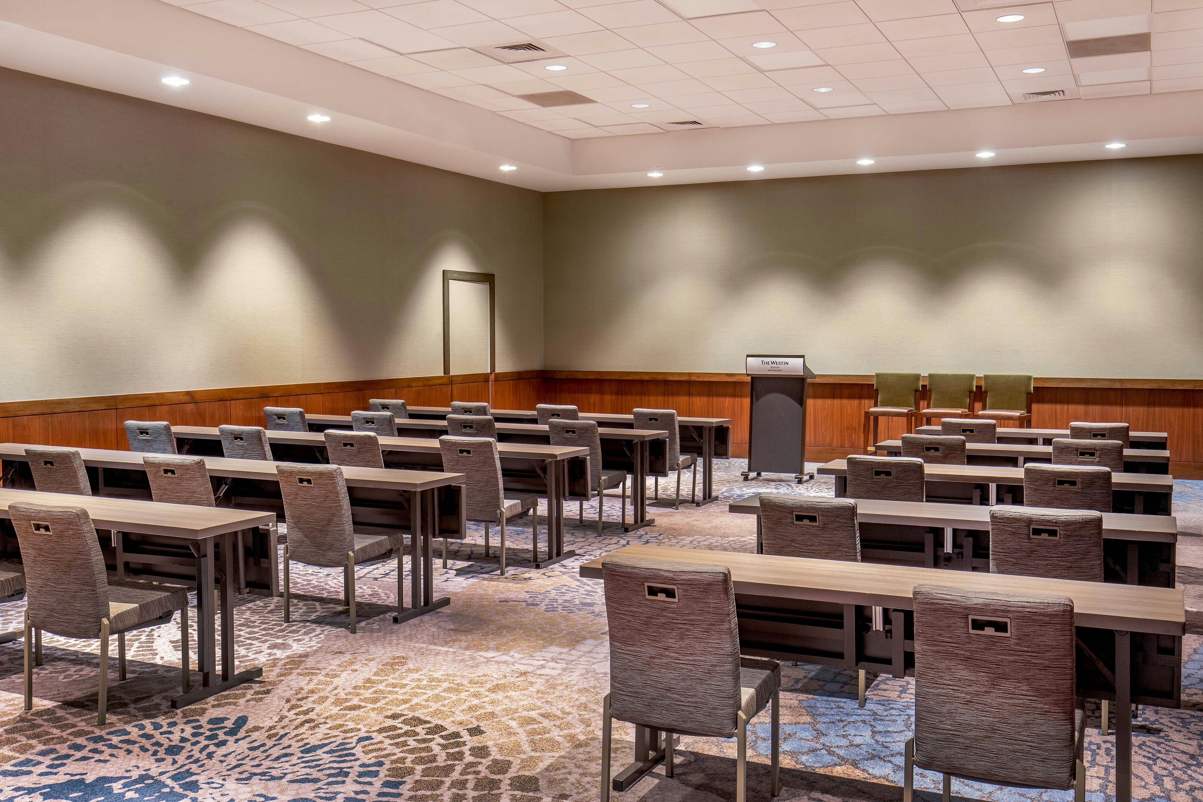 The Westin Boston Seaport District 51/61