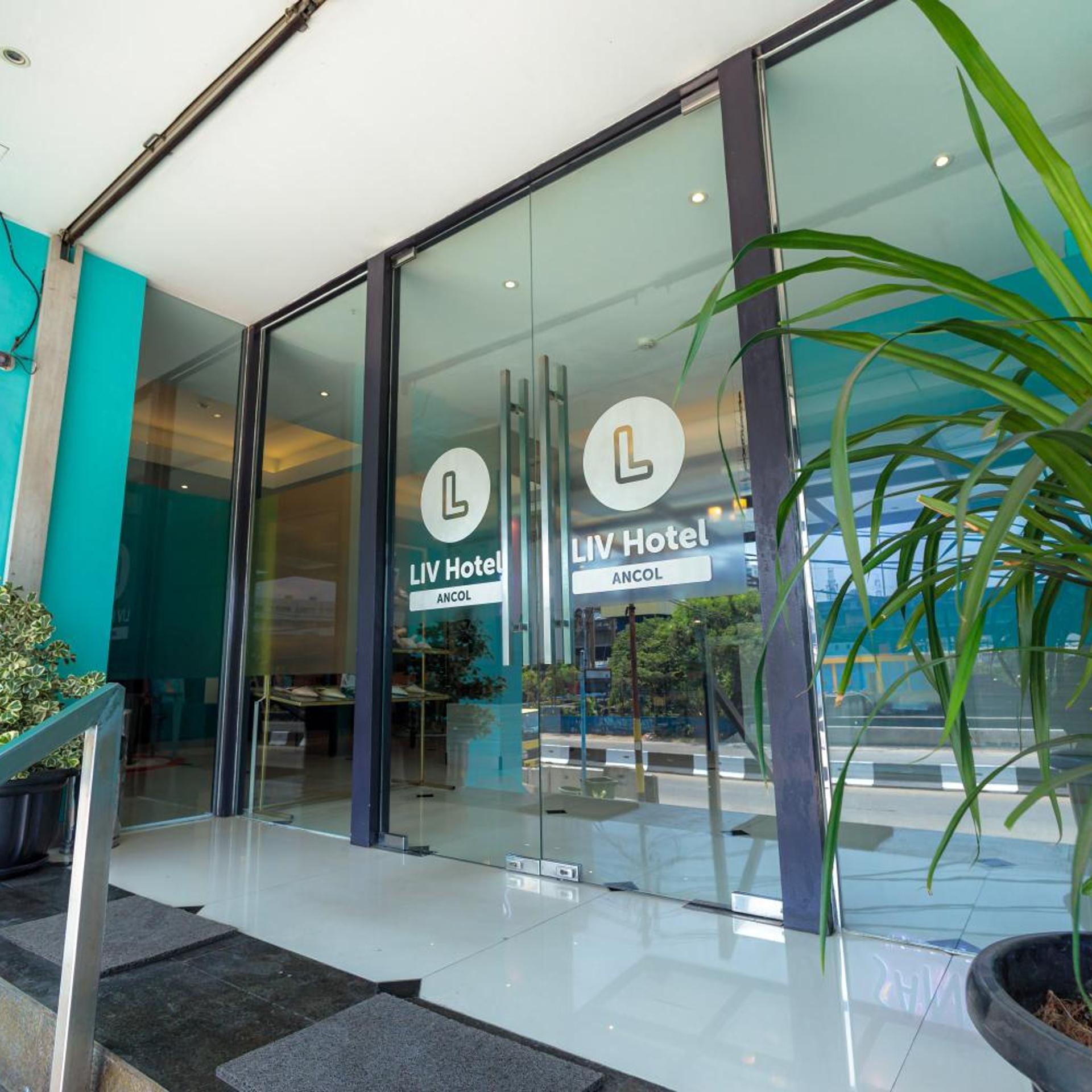 Hotel Sans Hotel Liv Ancol by RedDoorz 6/50