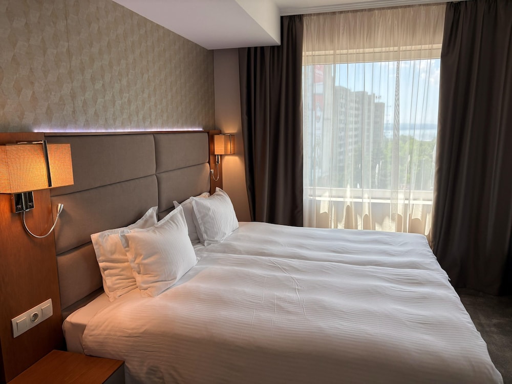 Golden Tulip Varna Hotel 15/42