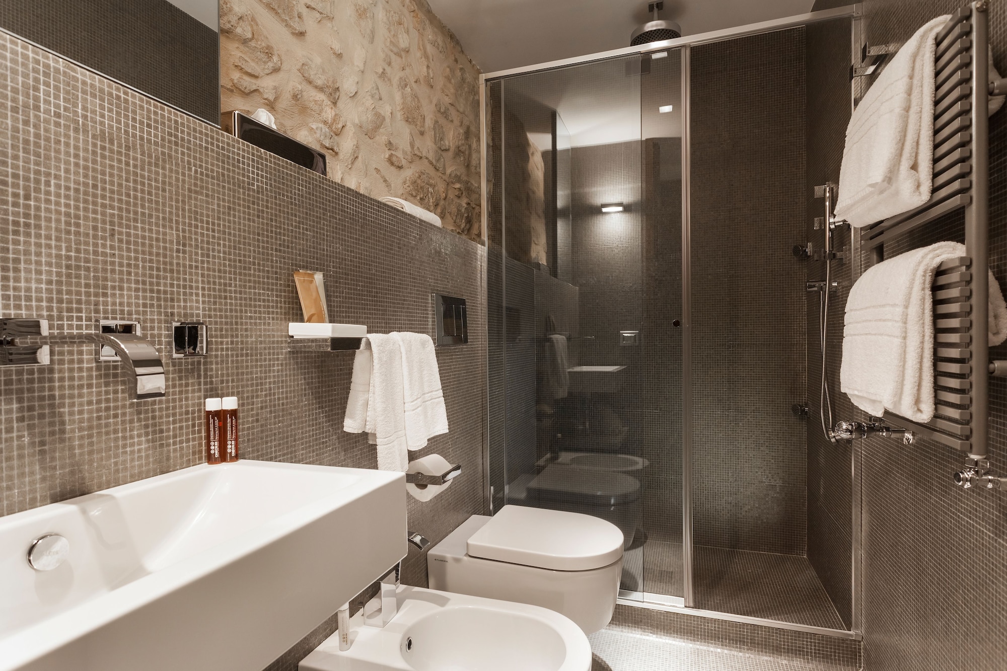 غرفة سوبيريور بسرير مزدوج بشرفة، Villa Boscarino 3/5
