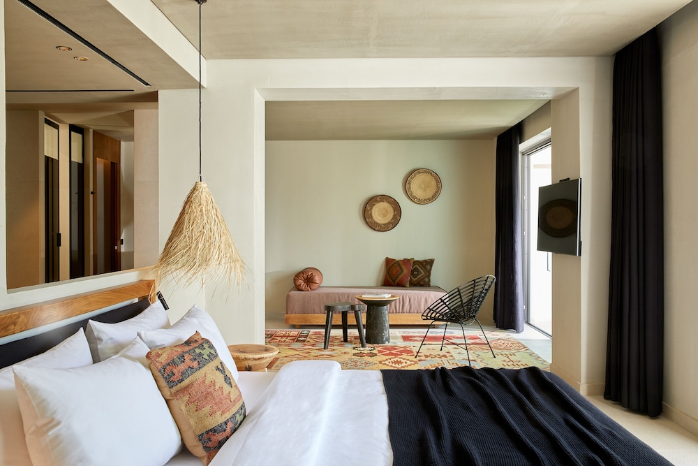 The Syntopia Hotel 28/71
