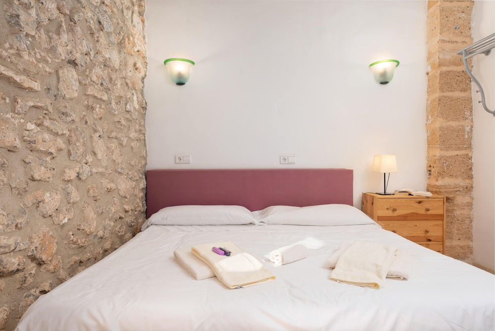 Petit Hotel Hostetgeria La Victoria 5/46
