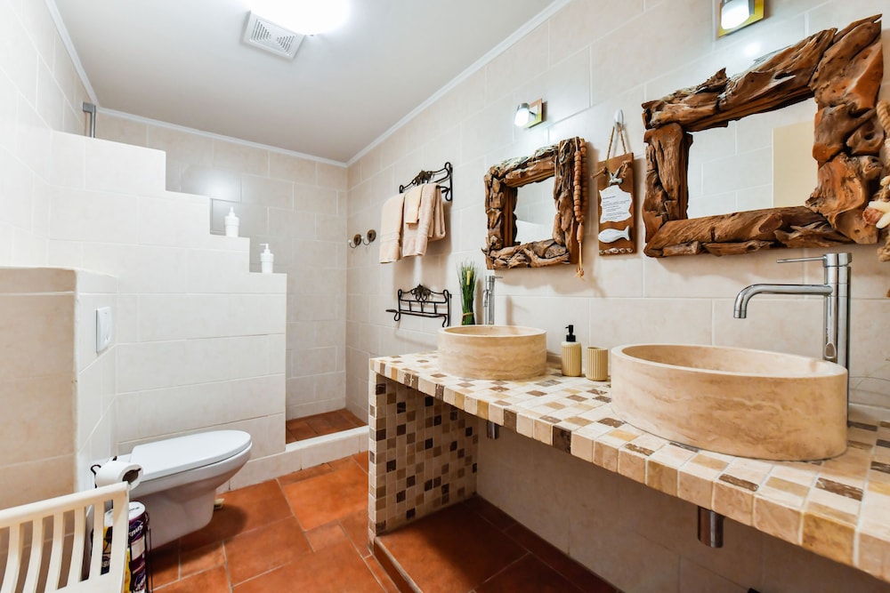 Brisas Studio Apartments - Adults Only 49/50