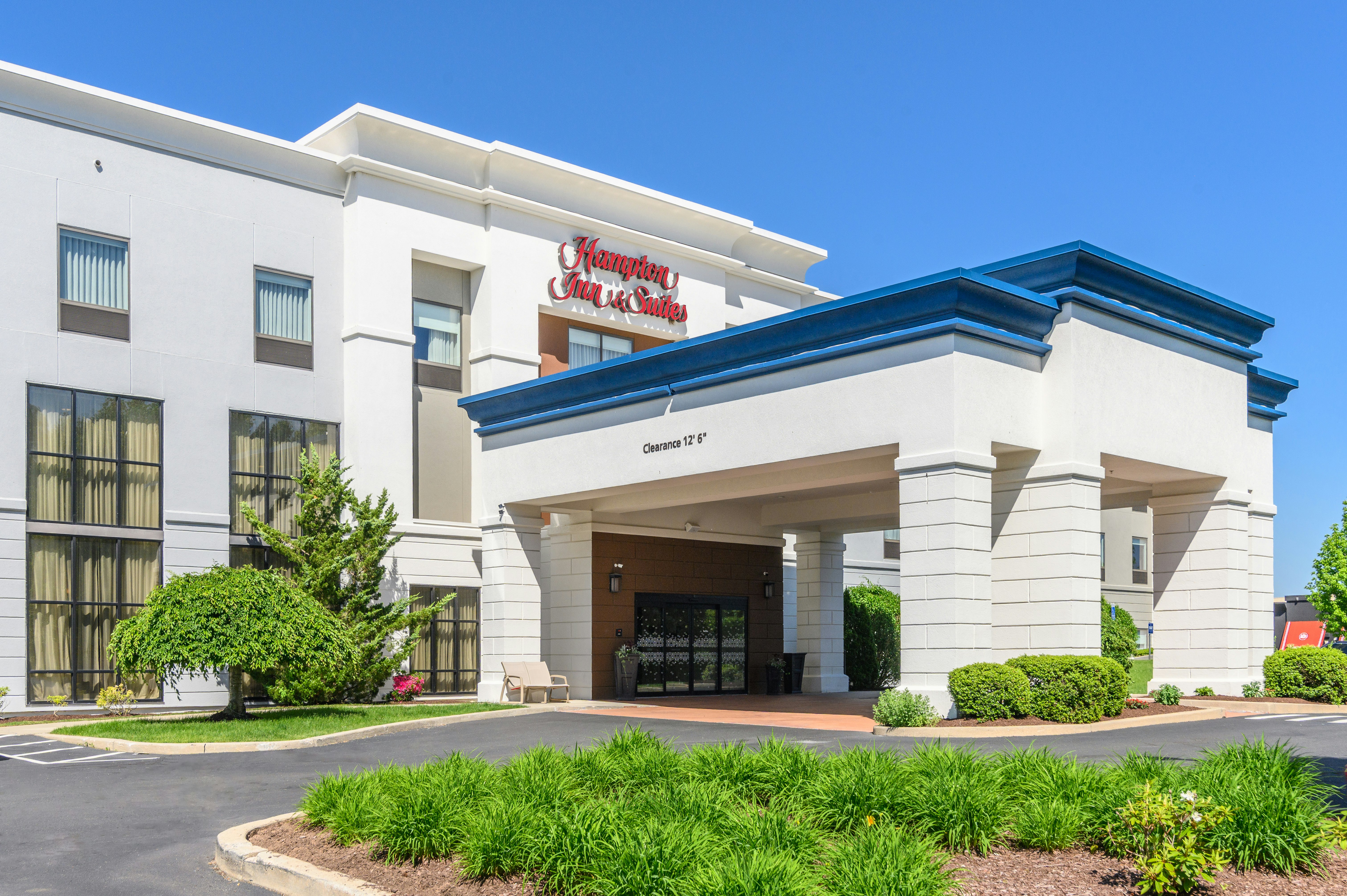 Hampton Inn & Suites Hartford - Manchester 2/61