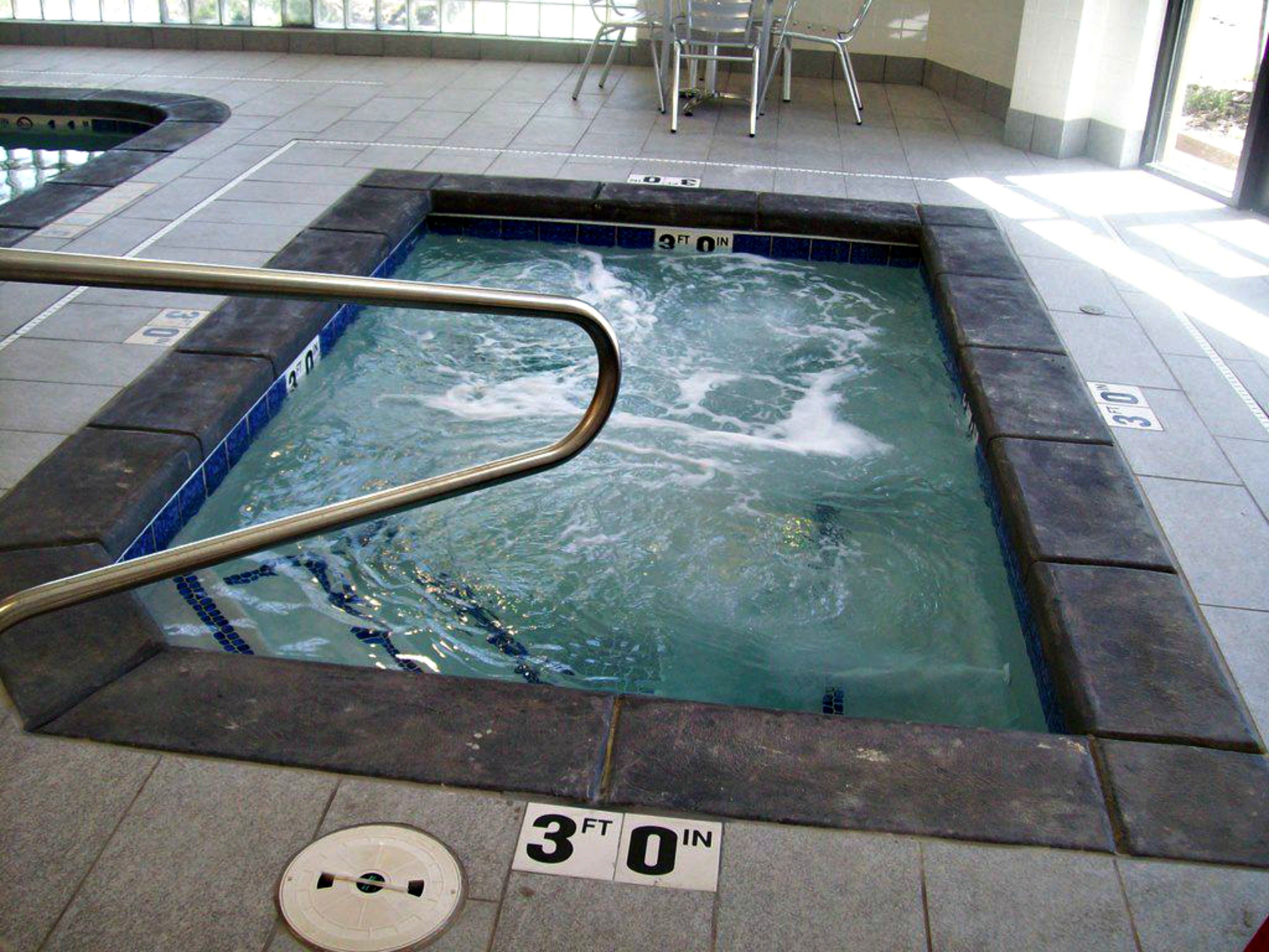 HOLIDAY INN ROCK SPRINGS 35/73