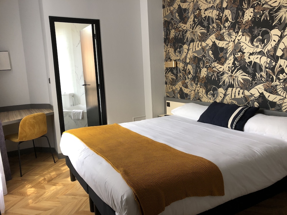 Hotel Lanjuinais 20/71