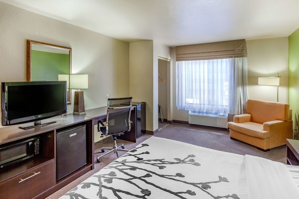 Sleep Inn & Suites Hewitt - South Waco 14/29