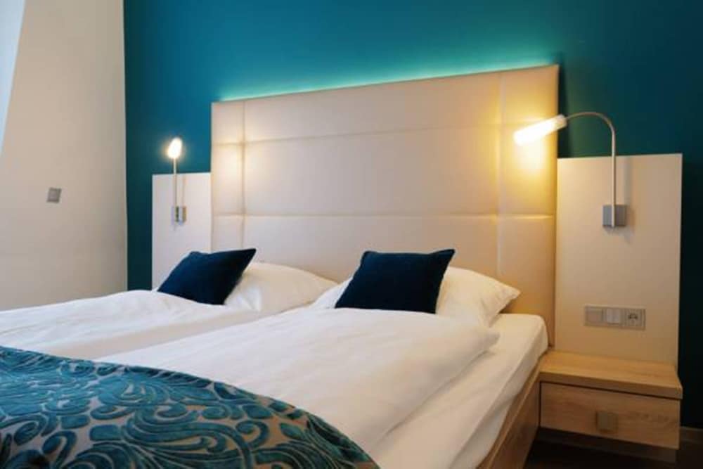 Bruhls Hotel Trapp 9/50
