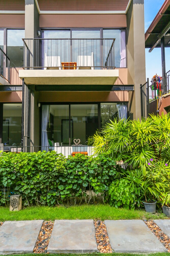 Lalune Beach Resort in RAYONG