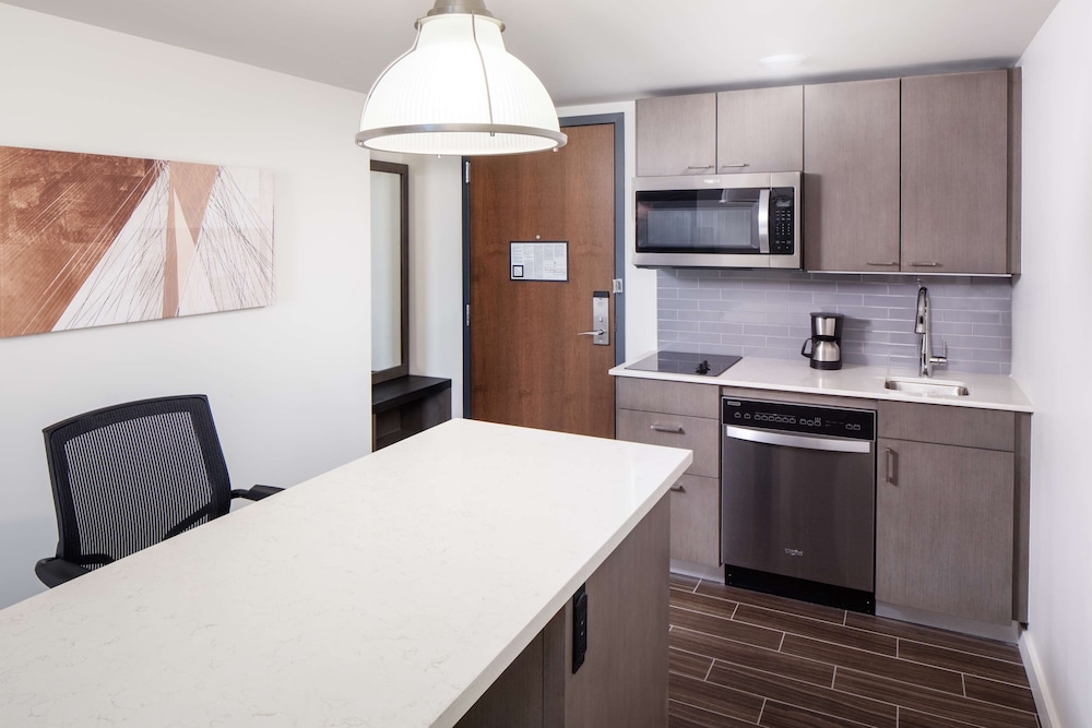 Hyatt House North Scottsdale 29/41