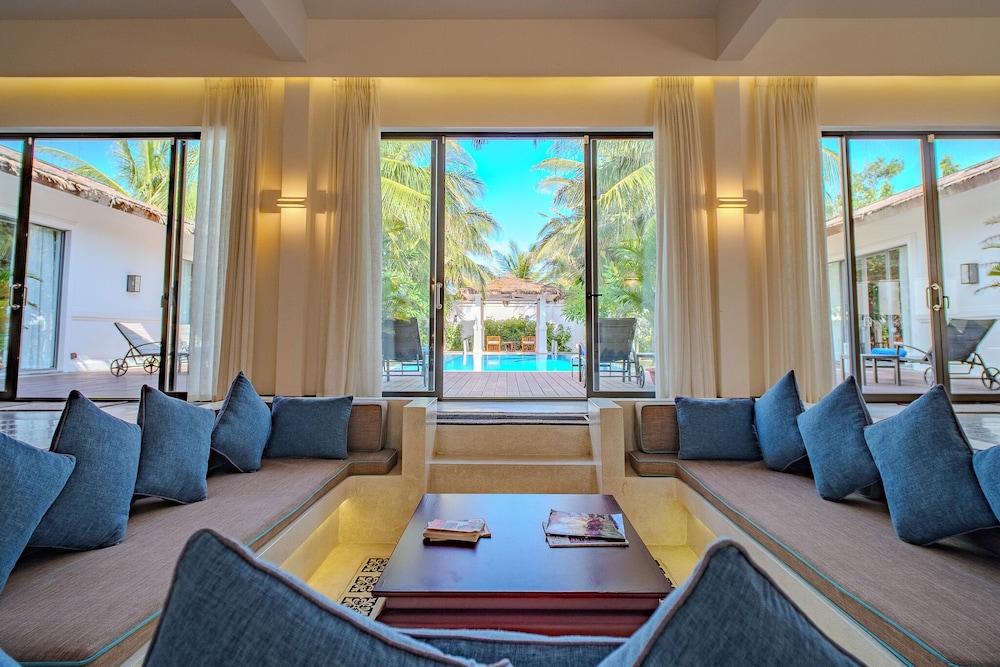 Allezboo Beach Resort And Spa 26/50