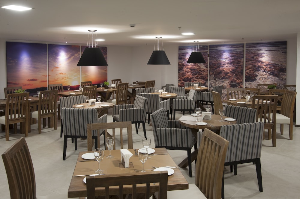 Ritz Suites Grand Hotel Boutique 46/62