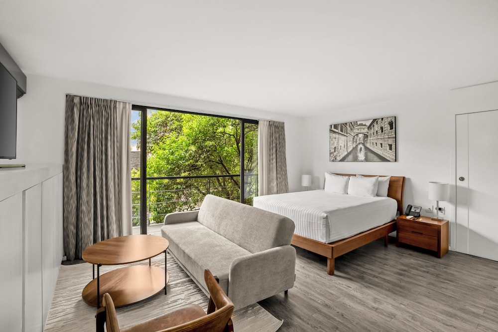 جناح ديلوكس بسرير كوين مع أريكة، Armonik Suites 3/10
