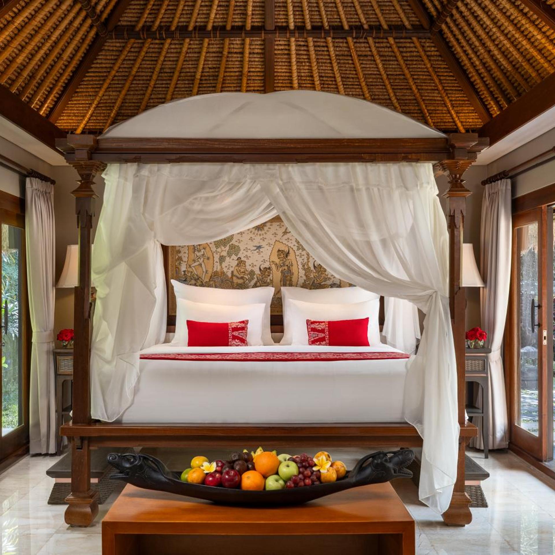 Pool, Valley, Villa, King Bed