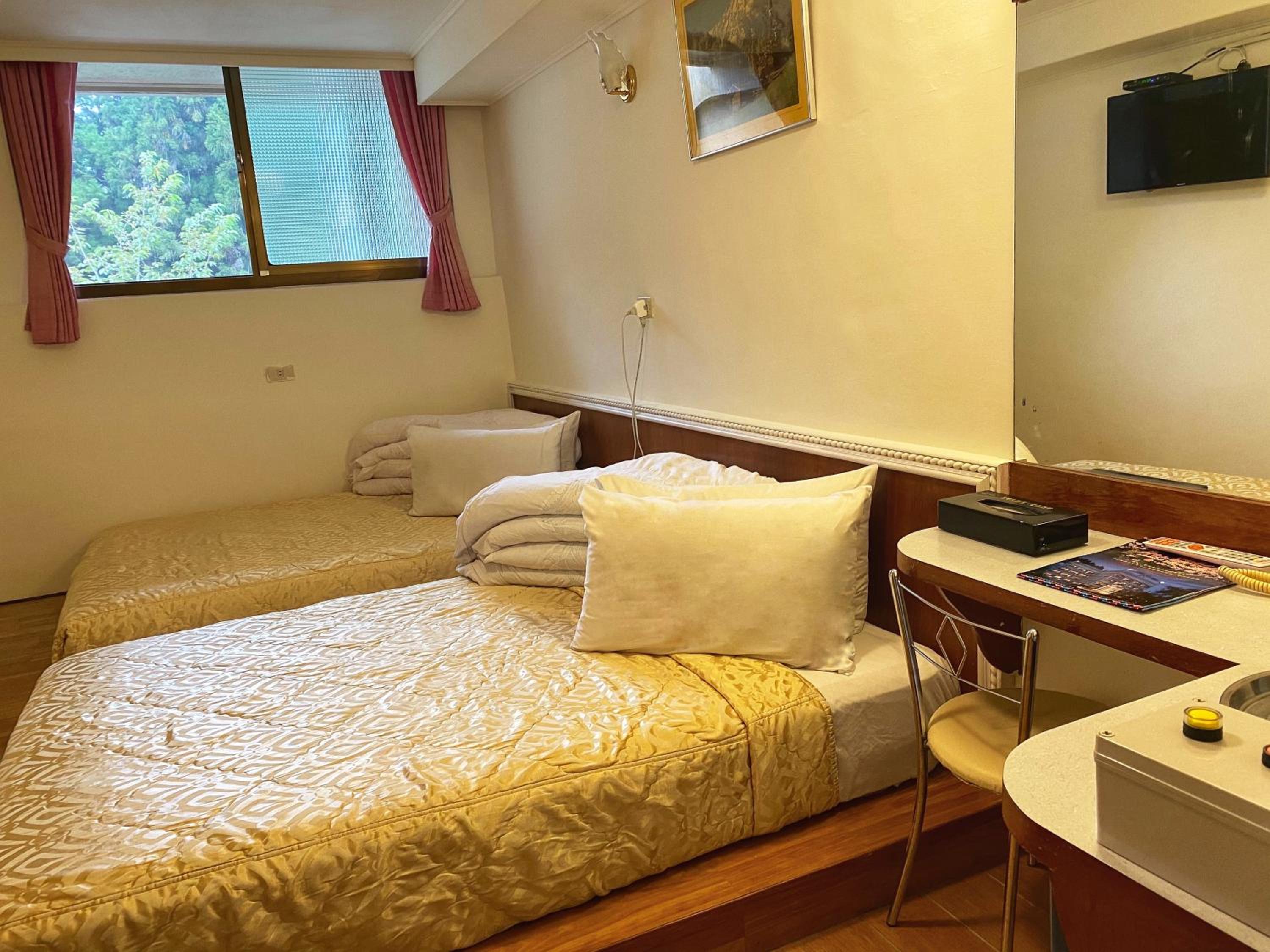 Ali-Shan Dengshan Hotel 25/33