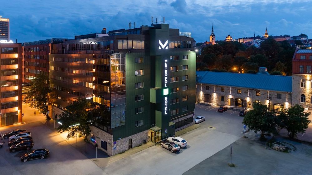 Metropol Hotel 5/59