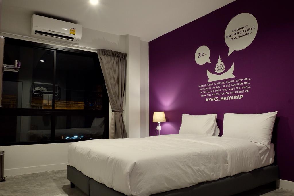 Room, Queen Bed