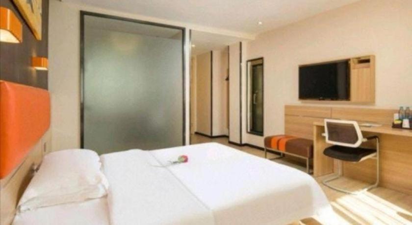 7 Days Premium (Shenzhen Dalang Commercial Center) 29/44