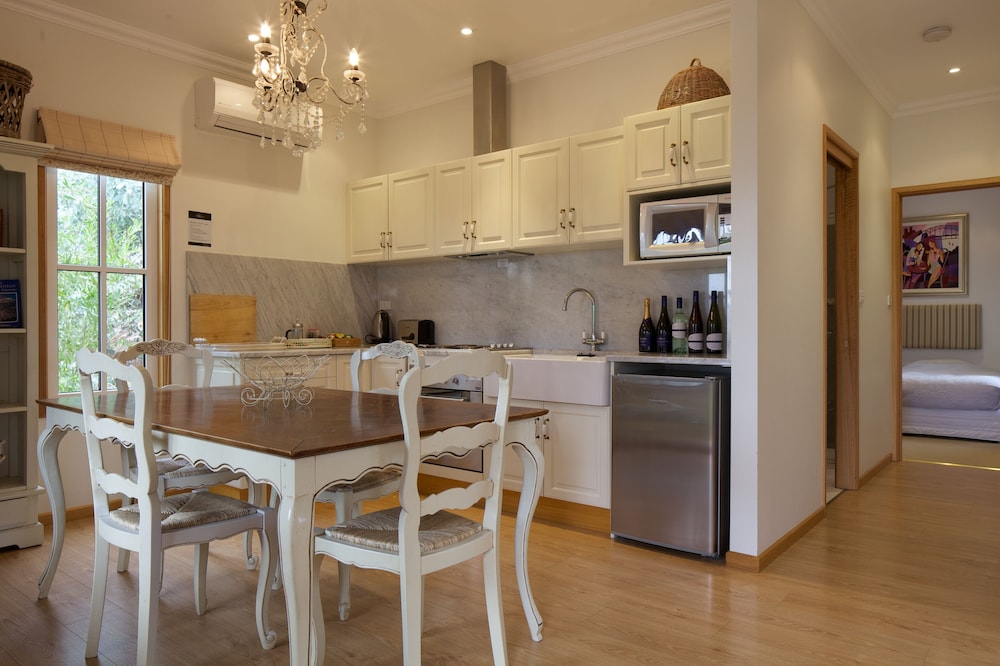 RIVERSDALE ESTATE COTTAGES 21/39
