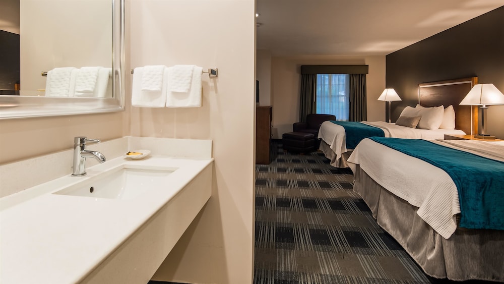 Best Western Plus Cold Spring 9/46