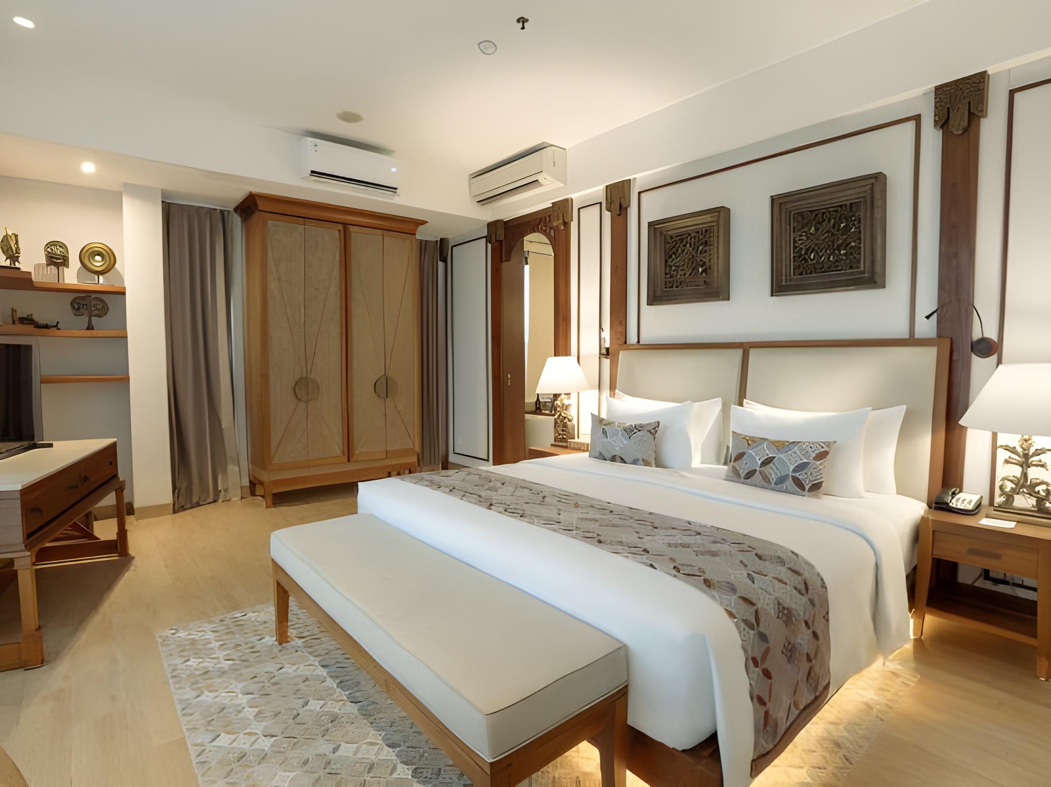 Royal, Ocean, Suite