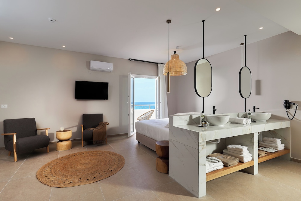 Lotus Rise Hotel - Adults Only 30/50
