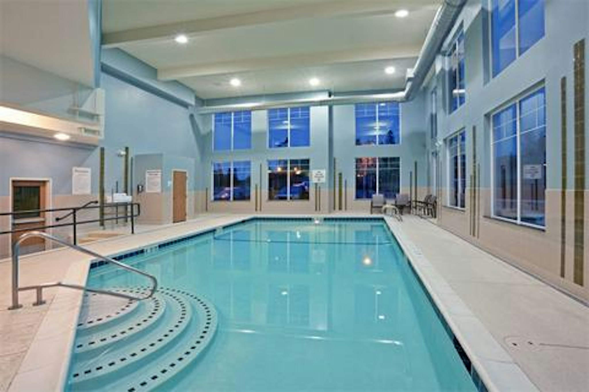 Holiday Inn Express Hotel & Suites North Sequim 40/77