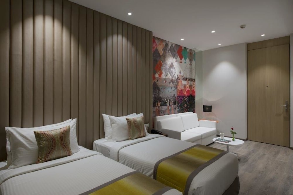 Eastin Residences Vadodara Apartment Hotel 27/35