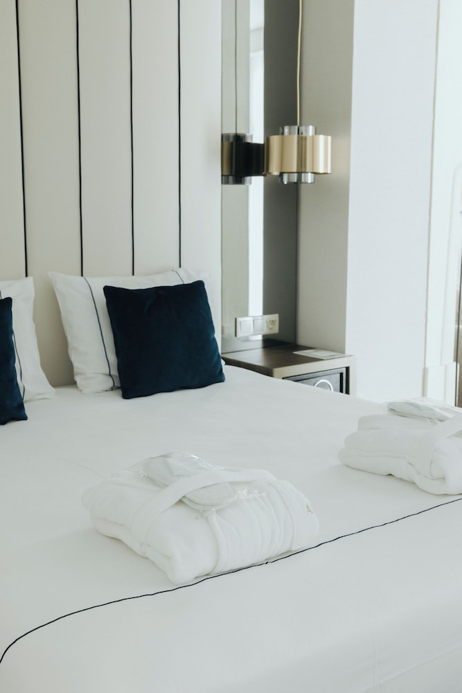 M'Ar De Ar Auria Hotel 9/47
