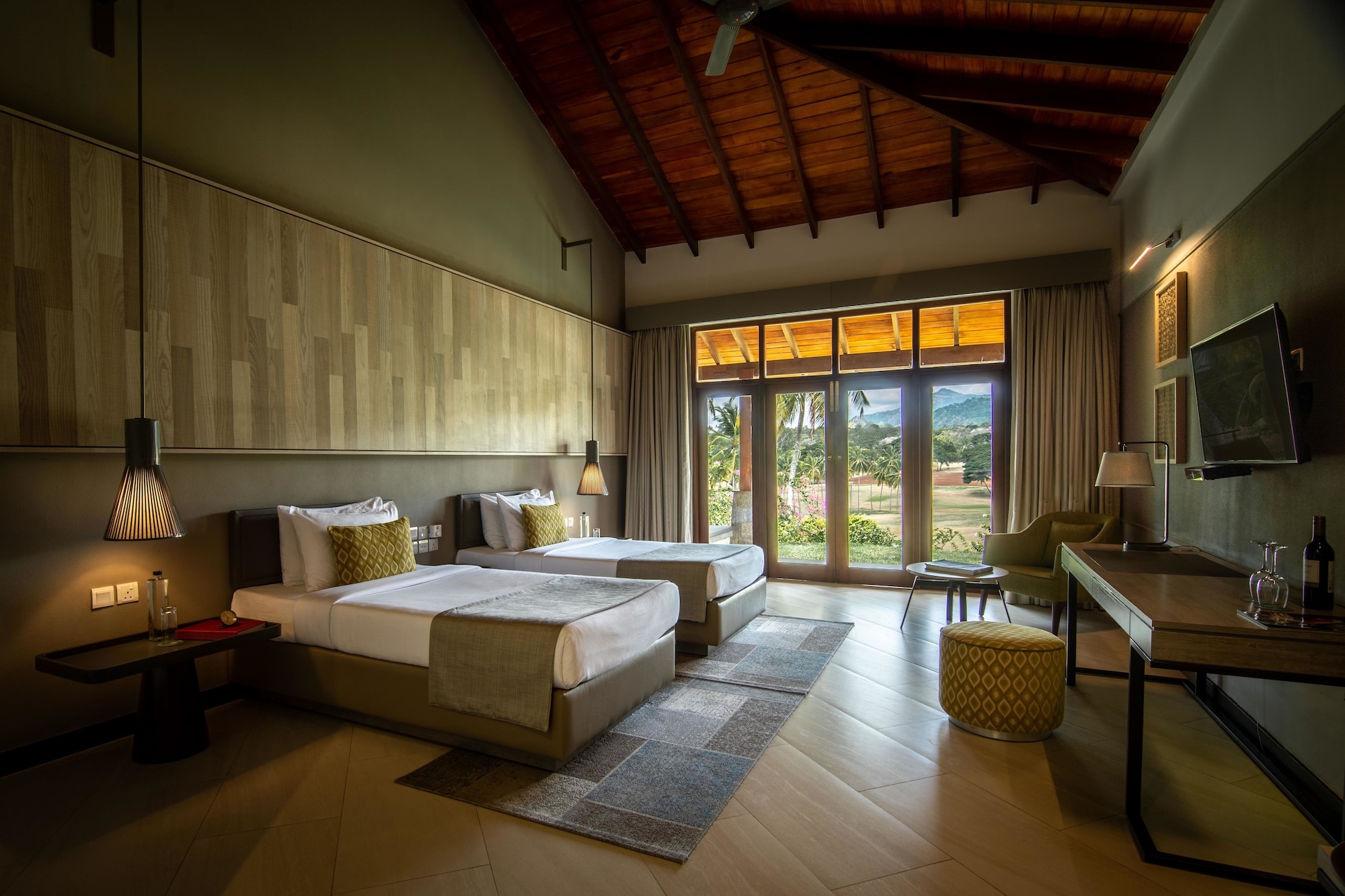 DELUXE, CHALET