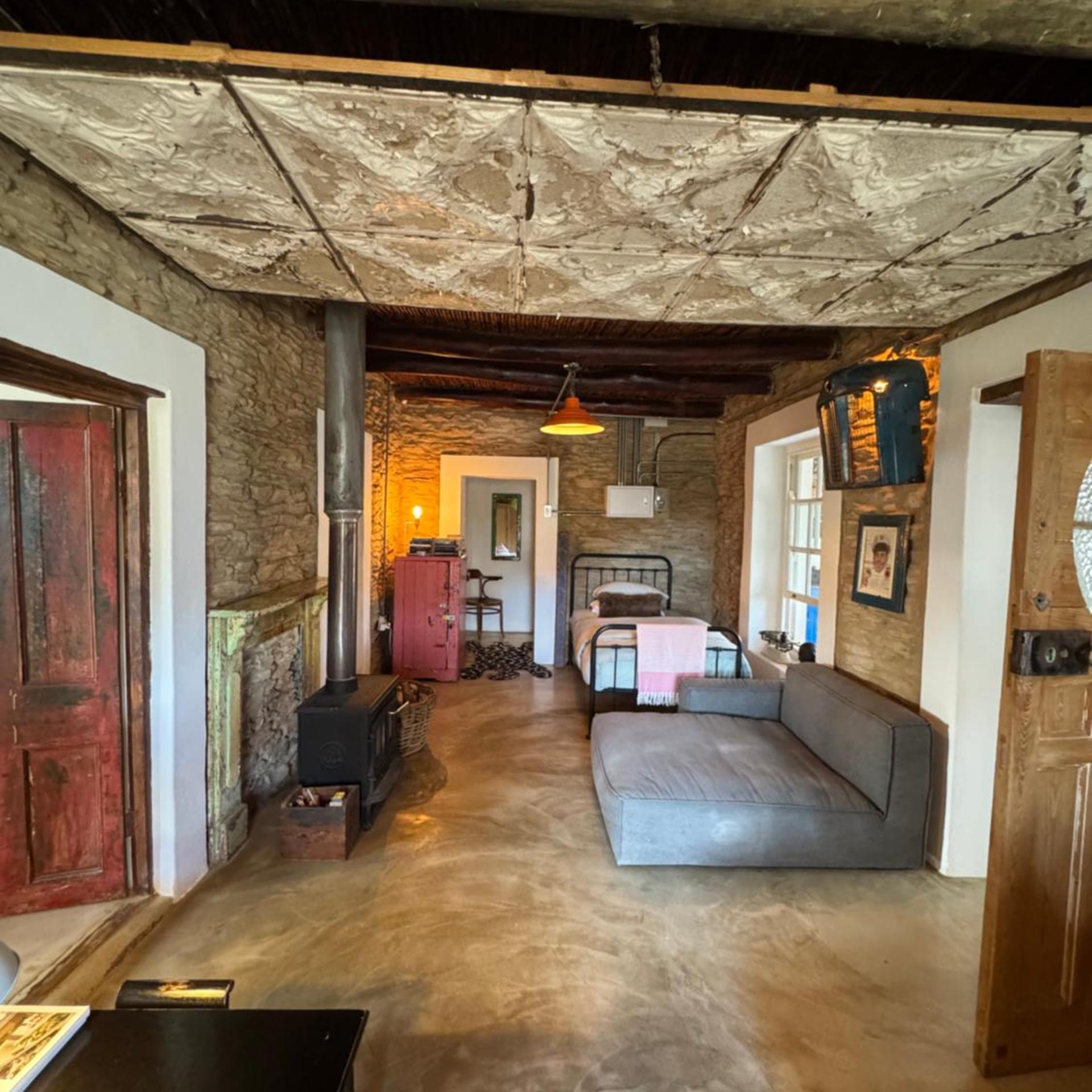 The Karoo Moon Motel 5/28