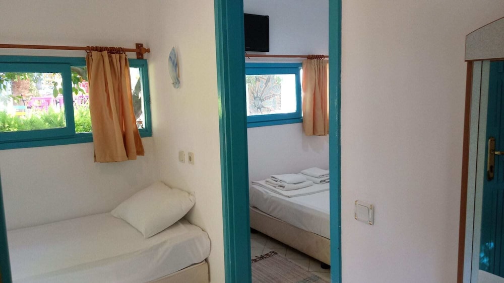 Zebu Hotel Adrasan 5/7