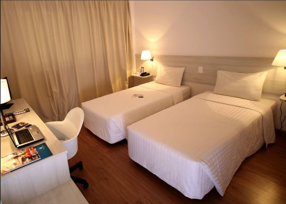 Camacari Plaza Hotel 18/72