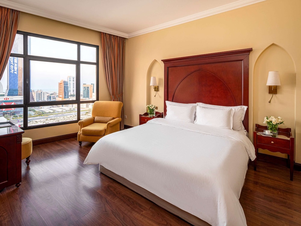 Mercure Grand Hotel Seef - All Suites 14/67