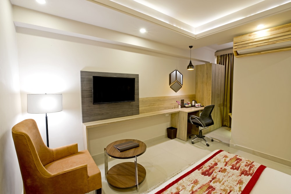 Regenta Central Noida 35/44