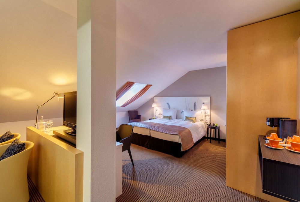 Nestor Hotel Ludwigsburg 10/75
