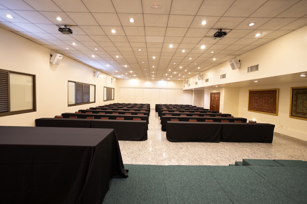 Dayrell Hotel e Centro de Convencoes 34/48