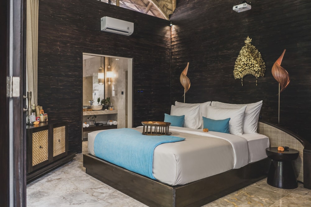 1 Bedroom, Grand, Villa, King Bed, Riverside, Private Pool