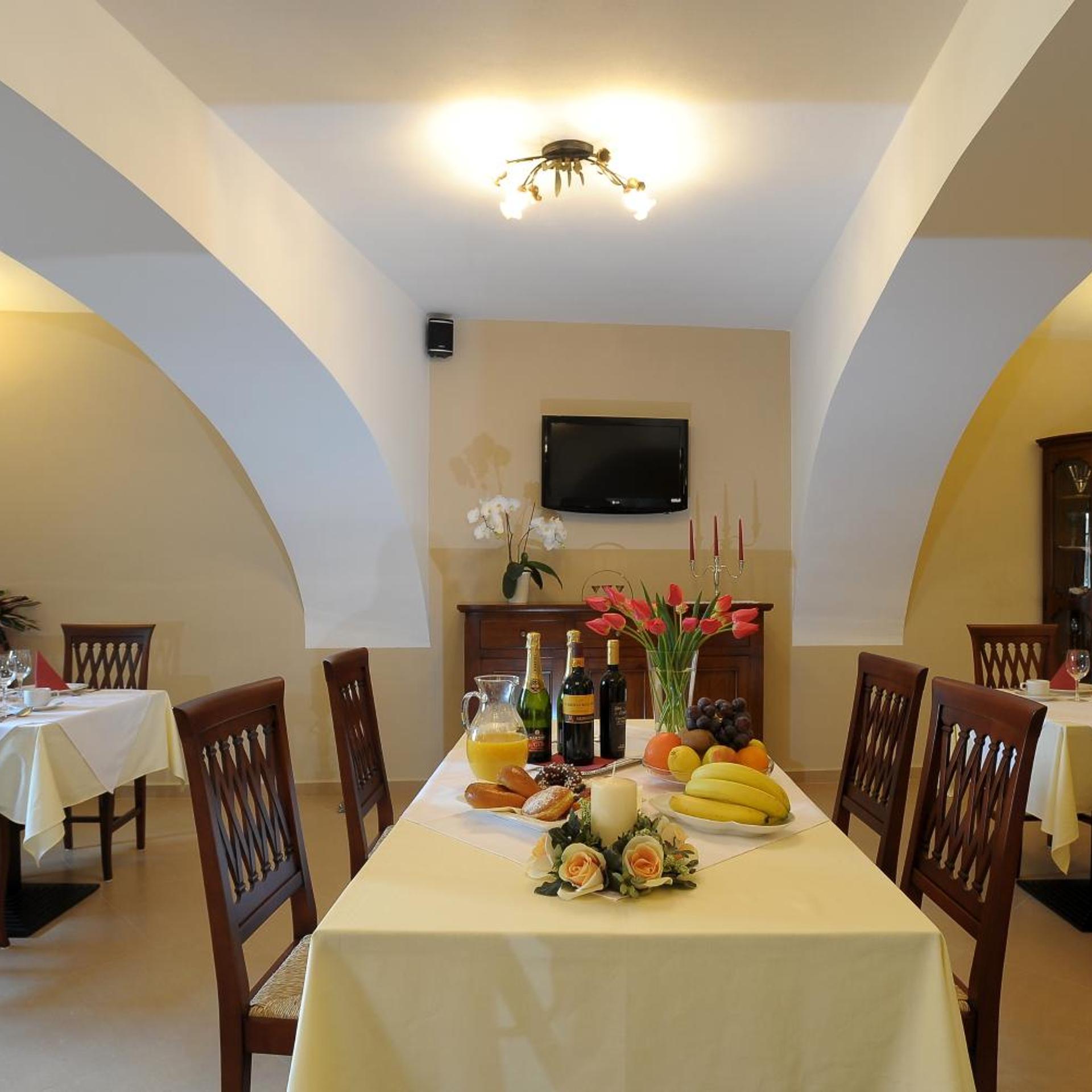 Hotel U Krale 32/50