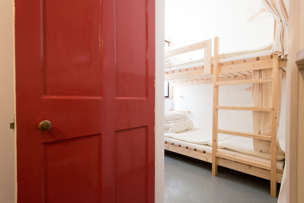 Plum Hostel 30/30