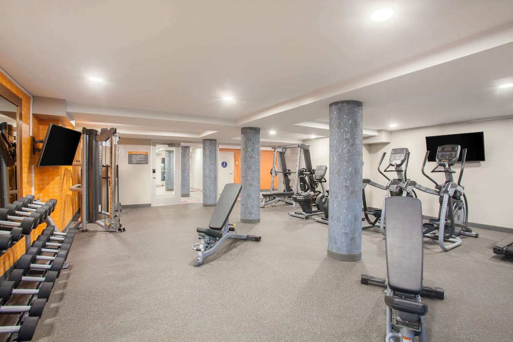 La Quinta Inn & Suites by Wyndham Madera 18/28