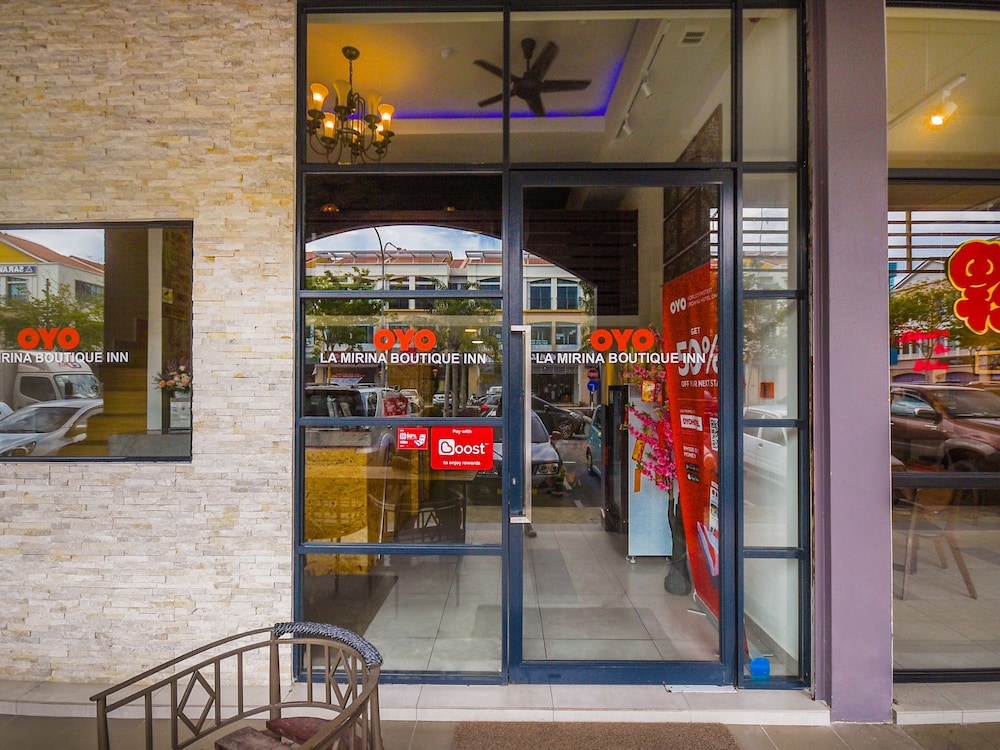 Oyo 1023 La Mirina Boutique Inn 21/23