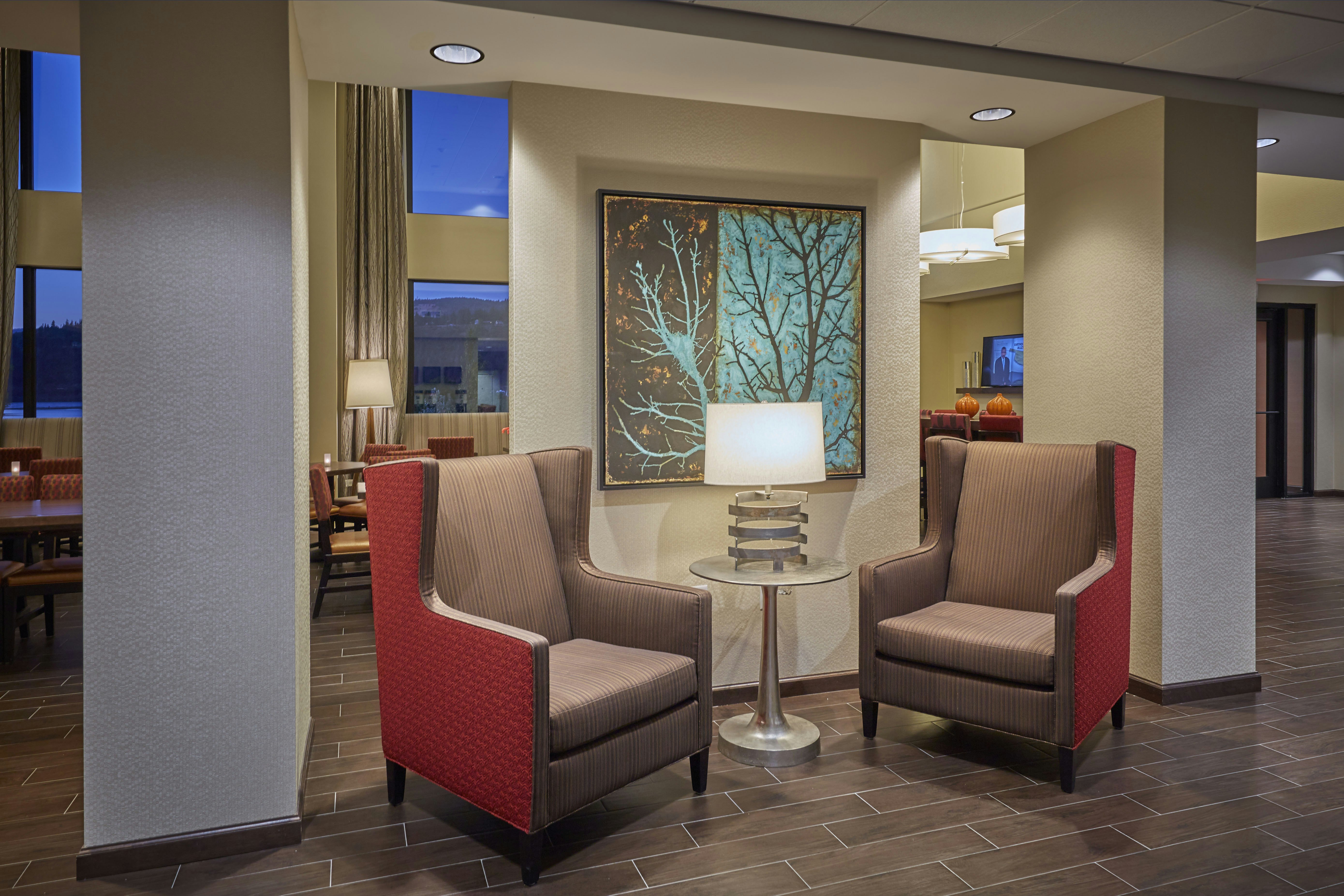 Hampton Inn and Suites Hood River 28/55