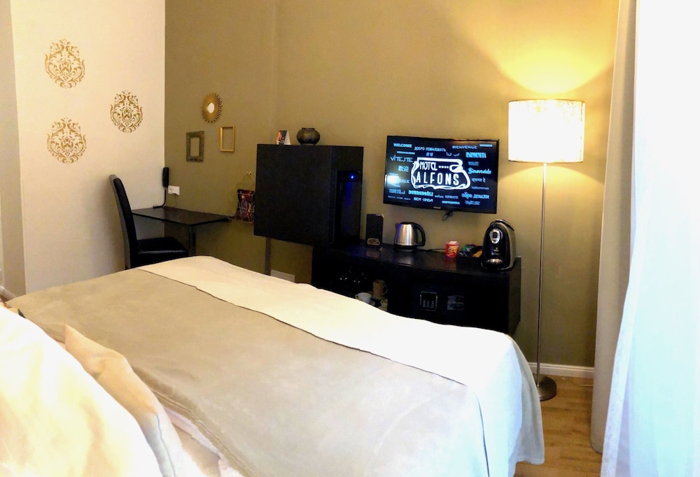 Alfons Boutique Hotel 16/75
